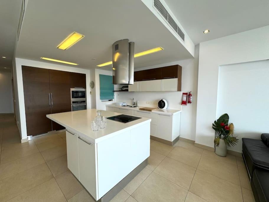 Penthouse -Centre Of Sliema - Best View In Malta Εξωτερικό φωτογραφία